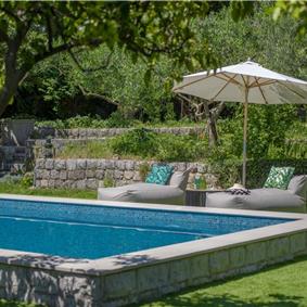 4 bedroom villa with pool in Lapad, Dubrovnik, sleeps 8